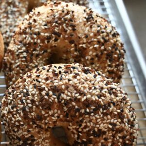Pack of 5 bagels- Everything seasoning